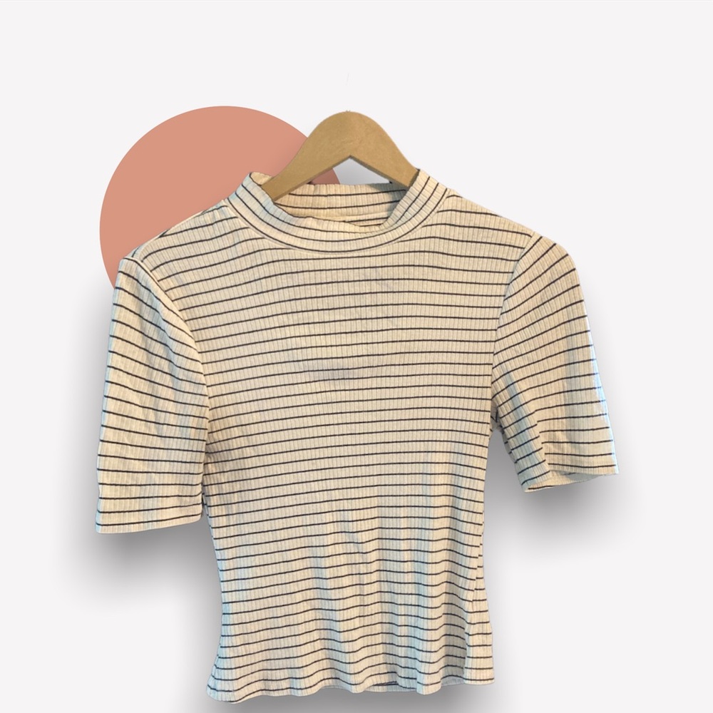 High neck striped short sleeve top